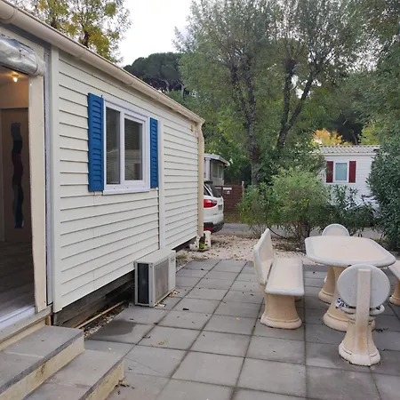 Mobil-home De Pierrette Et Christian База відпочинку Єр